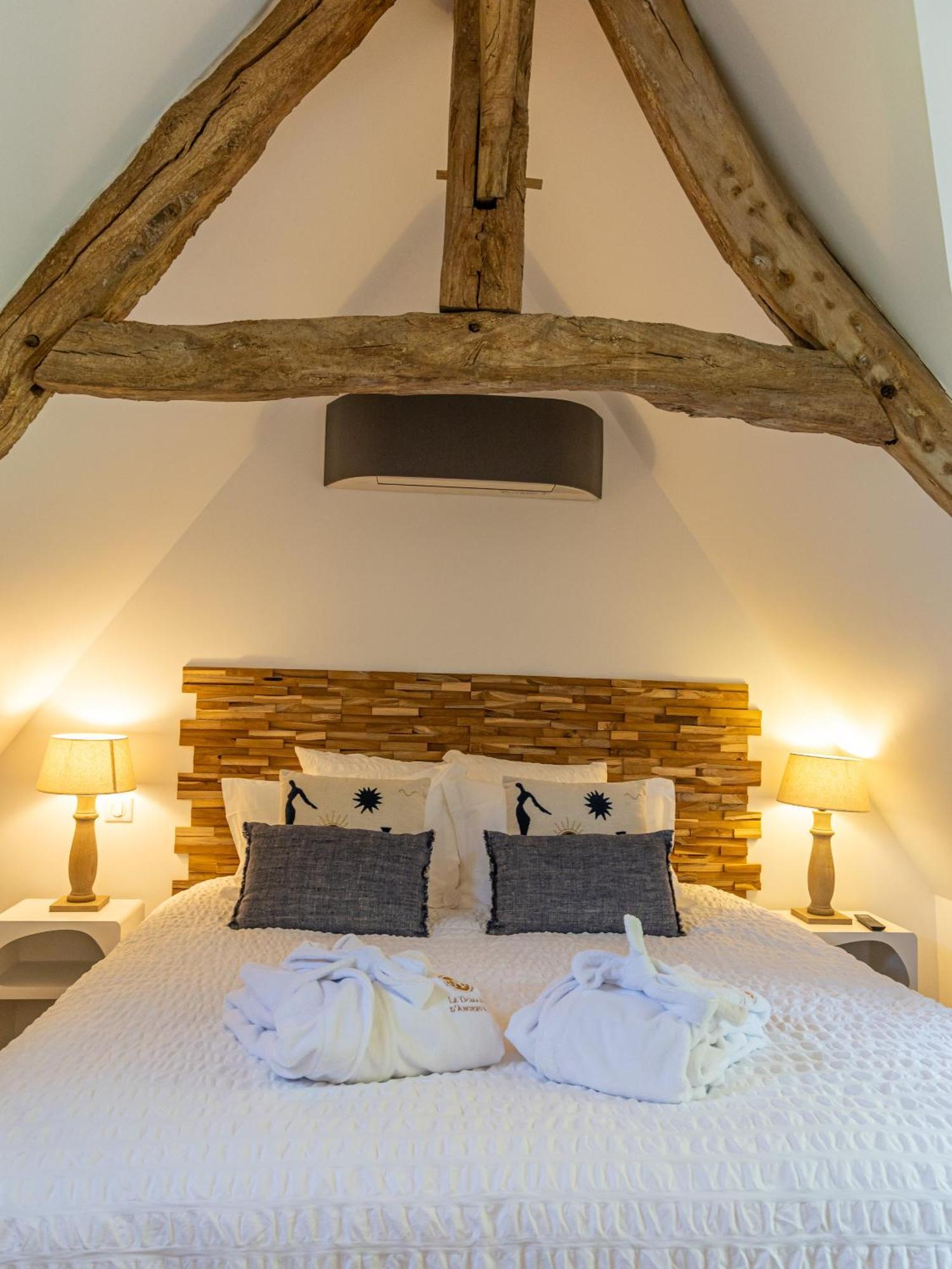 Le Domaine D'Angerville - Chambres D'Hotes Eksteriør bilde